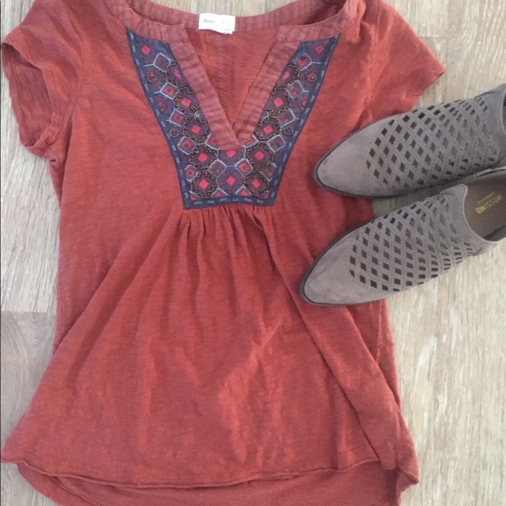 Anthropology Top